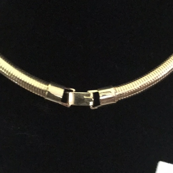 Fashion Necklace - Picture 2 of 2